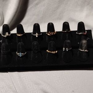 Assorted Gold, Silver & Black Rings (14)